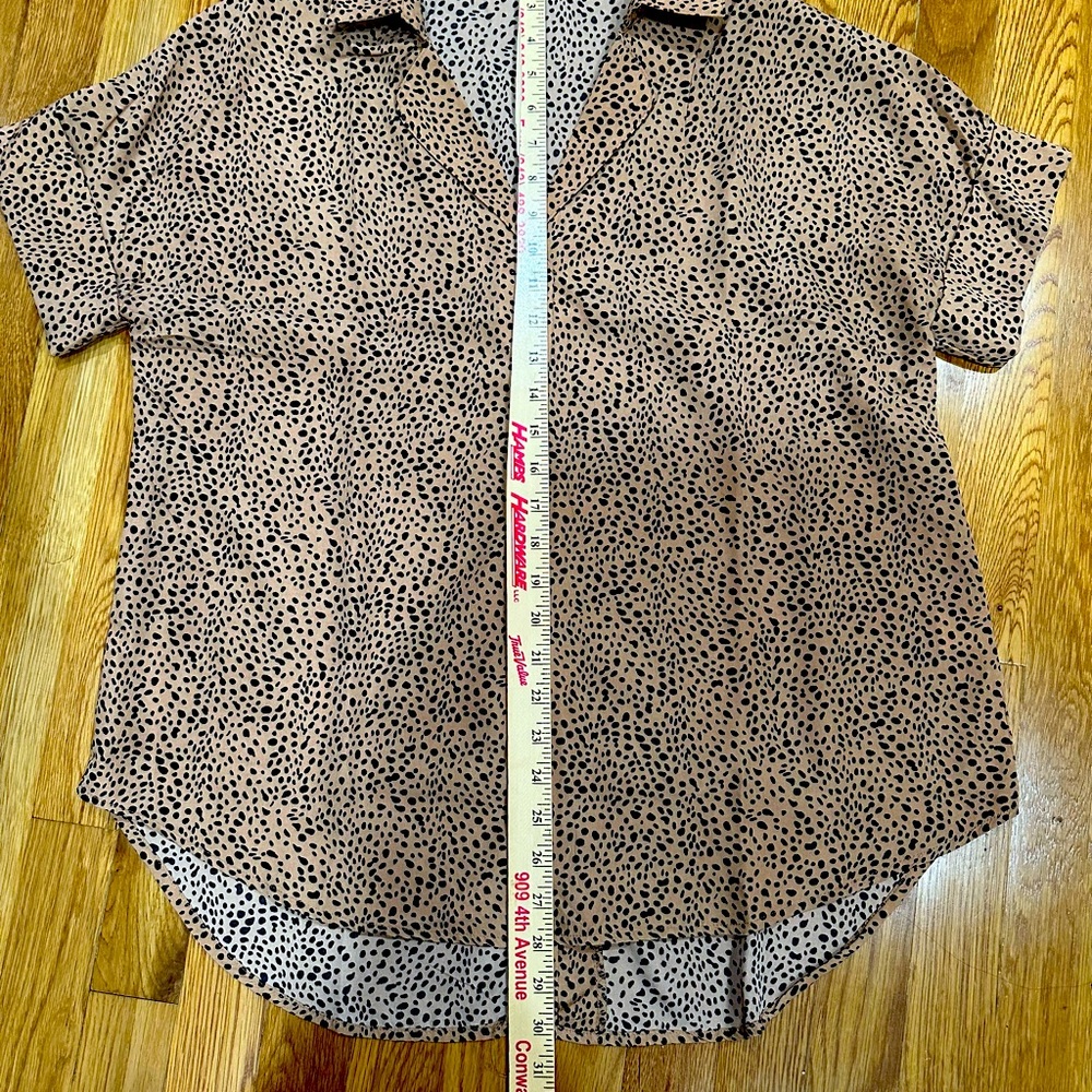 Small. Tunic - Picture 6 of 11